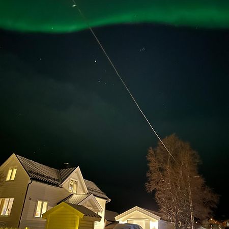 Koselig Hus Naert Havet I Lofoten, カベルヴォーグ エクステリア 写真